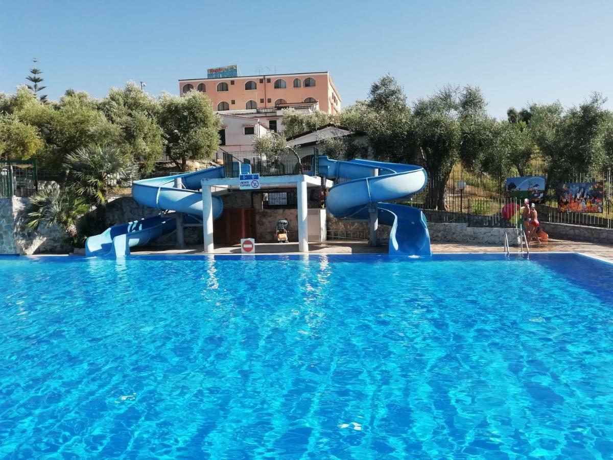 Villaggio Mare Blu Vieste Exterior foto